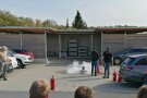 Eine Studierende hat das Feuer mit dem Feuerlöscher gelöscht