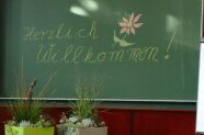 Tafelanschrift "Herzlich Willkommen!"