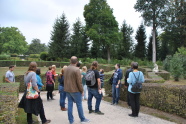 Skulpturen im Heckengarten